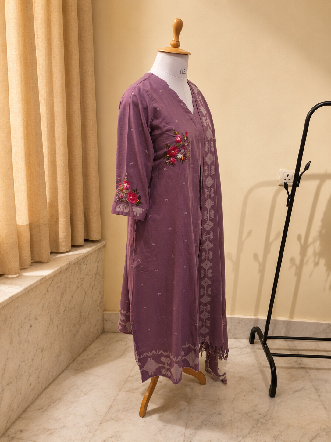 Lilac Scallop Neck Handloom Cotton Hand Embroidered Jamdani Kurta Set